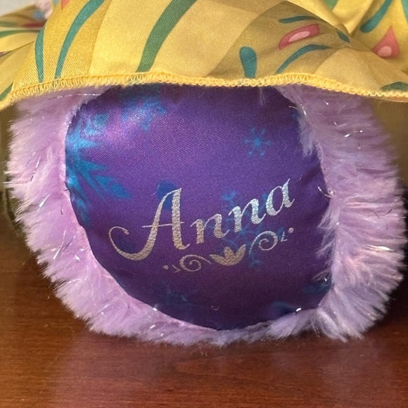 Build a Bear Disney’s Frozen Anna - Picture 14 of 15